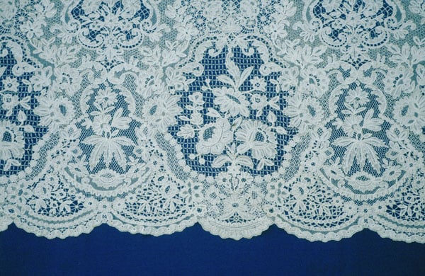 Honiton lace flounce